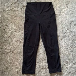 Yogalicious Lux Black 3/4 Yoga Pants